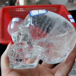 Vendita calda! Naturale molto chiaro quarzo cristallo teschi, intagliato a mano di cristallo della testa del cranio - Product Image 3