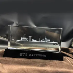 Groothandel Custom Schip Logo 3d Laser Graveren Glazen Blok Crystal Kubus Souvenir