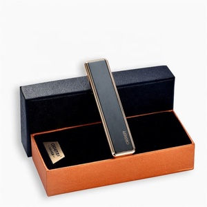 Modern design, oplaadbare, vlamloze elektronische USB-aansteker, superdun, nieuwe relatiegeschenken van metaal. - Product Image 1