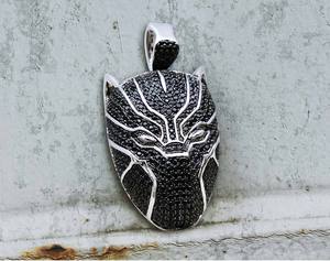 Bijoux Hip Hop KRKC&CO pour les fans de <span class=keywords><strong>figurines</strong></span> Marvel, pendentif Black Panther serti de zircon, pendentif de dessin animé, pendentif en zircon - Product Image 5