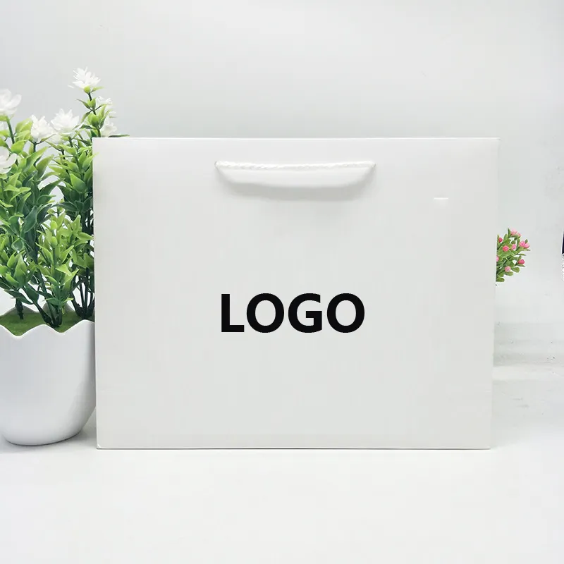 Hot Sale White Paper Bag With Flat Handle、Shopping Packing Paper Bag For T-shirt Clothing