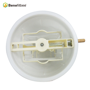 Centrifuga di plastica del miele dell'estrattore del miele della piccola struttura di Benefitbee 2 per le vendite - Product Image 4
