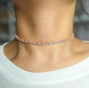 Nuova Collezione 2023: Elegante Collana Girocollo con Diamanti per Matrimoni e Fidanzamenti - Product Image 3