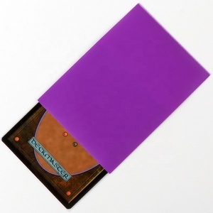 Protège-cartes <span class=keywords><strong>de</strong></span> <span class=keywords><strong>jeu</strong></span> <span class=keywords><strong>de</strong></span> taille standard en violet, fabriqués à Dongguan - Product Image 3