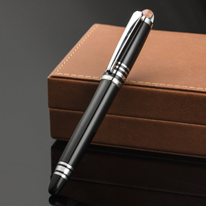 Penna VIP di Lusso con Logo Aziendale Personalizzato in Cristallo Trasparente di Alta Qualità - Product Image 5