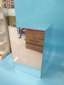 Grand Miroir Acrylique Plinthe - Product Image 4