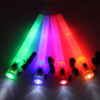 Vente en gros de jouets lumineux multicolores, sifflet LED, lampe torche portable d'urgence avec sifflet pour le camping