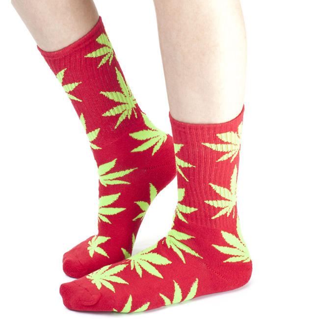 12 Pairs Men's Marijuana Weed Leaf Socks - Sport Athletic Cotton Blend (Size 10-13)