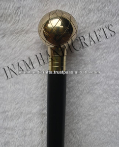 Nouveau bâton de marche en bois de styliste avec poignée de bouton en laiton/canne de marche en bois noir avec poignée de boule en laiton - Product Image 3