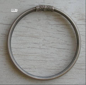 กำไลข้อมือ, รุ่นกำไลข้อมือผู้ชาย, กำไลเงินสลักลายสำหรับผู้ชาย - Product Image 1