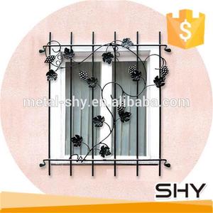 Design di Ringhiere per Balconi in Ferro Battuto Ornamentale - Product Image 5