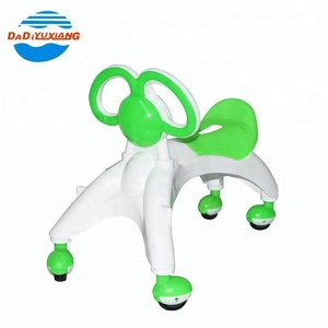 Altalena ride on car bambini balance bike con 4 ruote - Product Image 1