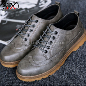 Thời Trang Đồng Bằng Màu Đen Người Đàn Ông Giày Cổ Điển Người Đàn Ông Da Mùa Đông Giản Dị Và Giày Thể Thao - Product Image 4