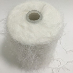 Fabricante de China 8.5NM <span class=keywords><strong>2</strong></span> CM 100% Nylon imitar pelo de visón lujo hilados para tejer suéter - Product Image 2