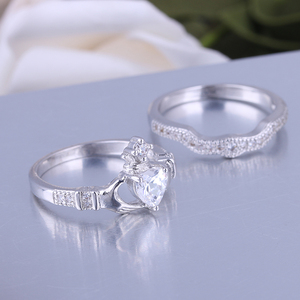 Bague en <span class=keywords><strong>argent</strong></span> en zircone cubique en forme de coeur plaqué rhodium <span class=keywords><strong>Claddagh</strong></span> Design Style mignon pour la fête de mariage CMA certifié acheter en ligne - Product Image 2