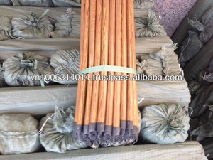 Kego ไม้กวาดไม้สีเขียวลายทางพร้อมหัวพีวีซีเคลือบสีสำหรับประสิทธิภาพสูงสุด - Product Image 5