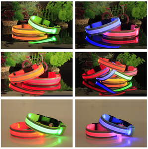Collares de mascotas recargables por Usb, collares reflectantes ajustables de seguridad nocturna con luces Led parpadeantes, respetuosos con el medio ambiente