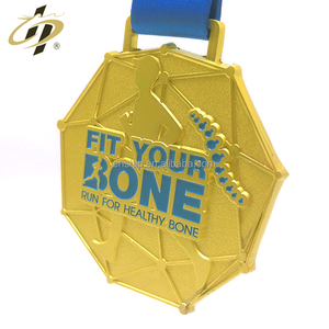 Shuanghua promoción personalizada mate oro <span class=keywords><strong>zapatillas</strong></span> finisher medallas - Product Image 4