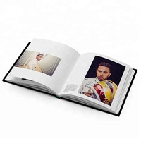 2025 Tapa dura Photobook cuero en relieve 157g 250g cubierta de papel de arte costura encuadernada 120 páginas Impresión de libro de tapa dura