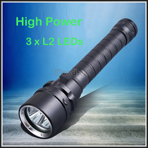 <span class=keywords><strong>Lampe</strong></span> de plongée LED <span class=keywords><strong>puissante</strong></span> et étanche, 3600 <span class=keywords><strong>lumens</strong></span>, 3 x <span class=keywords><strong>lampe</strong></span> de plongée blanche - Product Image 2