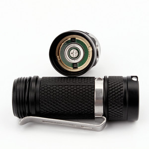 Bán Sỉ Đèn Lồng Cắm Trại Di Động An Ninh Đèn Pin Chiến Thuật XP-G2 Chống Nước Với Thân Đèn Led Màu Đen/Đỏ/Xanh Dương - Product Image 5