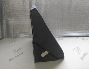 Cuscino a cuneo pieghevole multiuso <span class=keywords><strong>grigio</strong></span> e bianco in memory foam regolabile per la lettura e il comfort - Product Image 4