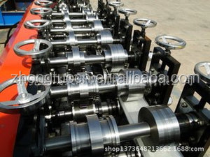 Combiné UC lumière quille suspendue matériau de plafond formant la machine - Product Image 3