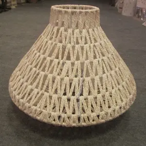 Estructura de red de grupo hecha a mano, cubierta de lámpara de cuerda de ratán
