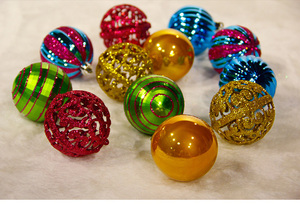 24 pièces par <span class=keywords><strong>lot</strong></span> <span class=keywords><strong>Boule</strong></span> <span class=keywords><strong>De</strong></span> Sapin <span class=keywords><strong>De</strong></span> Noël Décoration <span class=keywords><strong>De</strong></span> Fête Suspendus Ornement Antique <span class=keywords><strong>Boule</strong></span> <span class=keywords><strong>De</strong></span> Noël - Product Image 2