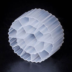 วัสดุกรองชีวภาพแบบเคลื่อนที่สำหรับตู้ปลา  บอลชีวภาพสำหรับบำบัดน้ำ - Product Image 1