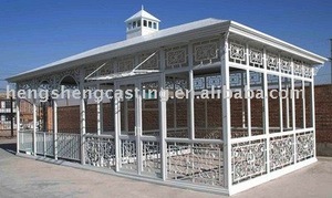 Veranda Esterna in Stile Vittoriano Facilmente Assemblabile Serra da Giardino con Design Elegante in Vetro Temperato in Vendita - Product Image 3