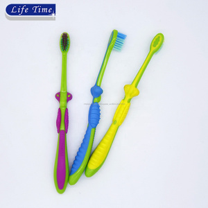 del commercio all'ingrosso carino mantis forma di maniglia 3 + per bambini spazzolino da denti private label FDA <span class=keywords><strong>banbini</strong></span> cepillo - Product Image 1