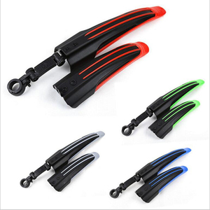 Set <span class=keywords><strong>Parafanghi</strong></span> per Mountain Bike a Sgancio Rapido YOUME, Vendita Calda, <span class=keywords><strong>Parafanghi</strong></span> Anteriori/Posteriori con Ali per un'Esperienza di Guida Confortevole - Product Image 1