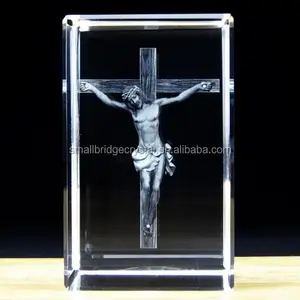 批发 3d 激光水晶耶稣宗教纪念品