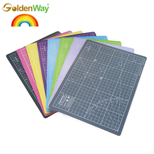 Tapis de découpe en PVC A1 GOLDENWAY GA-A1 90x60cm 2-3mm d'épaisseur 3/5 couches Flexible pour table Art Craft - Product Image 4