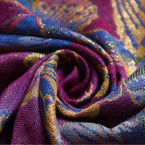 وشاح نسائي فاخر لامع من البوليستر بنمط فراشات ذهبية براقة، شال باشمينا - Product Image 5
