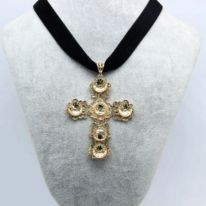 Gruta ancho étnico franela suave Cruz <span class=keywords><strong>de</strong></span> Oro gargantilla collar estilo gargantilla declaración COLLAR COLGANTE Cruz - Product Image 4