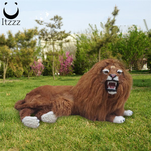 โมเดลสัตว์จำลองสมจริง รูปสิงโตป่า ราชาสิงโต ราชินีสิงโต และลูกสิงโต ของเล่นตกแต่ง - Product Image 4