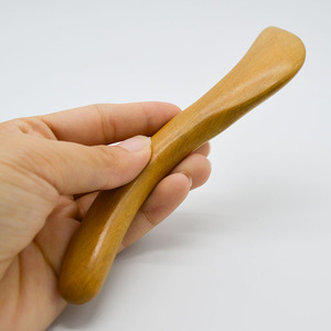 Tavoletta Gua Sha in <span class=keywords><strong>Legno</strong></span> Naturale Premium <span class=keywords><strong>per</strong></span> Massaggio Professionale Drenante Linfatico, Modellamento del Corpo e Terapia Fisica - Strumento in <span class=keywords><strong>Legno</strong></span> - Product Image 5