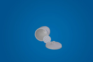laboratoire porcelaine perforée avec couvercle et dise, baie vitrée - Product Image 2