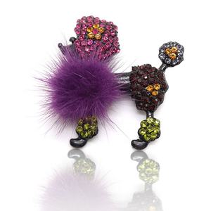 เข็มกลัดสุนัขรูปสัตว์เข็มกลัดเพชรเทียมโลหะผสมสังกะสีจำนวนมาก - Product Image 1