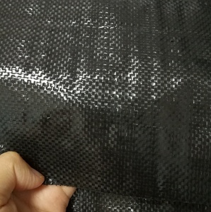 Haute qualité tapis de mauvaises herbes/couvre-sol en <span class=keywords><strong>plastique</strong></span>/paillis de <span class=keywords><strong>plastique</strong></span> <span class=keywords><strong>noir</strong></span> - Product Image 5