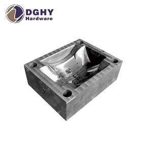 Oem Đèn Pha Ép Nhựa Khuôn Làm Cho Phụ Tùng Ô Tô Khuôn Mẫu - Product Image 4