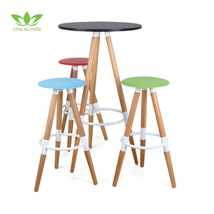 Simple style noir moderne <span class=keywords><strong>ronde</strong></span> portable bar <span class=keywords><strong>table</strong></span> avec <span class=keywords><strong>pieds</strong></span> en bois T11 - Product Image 5