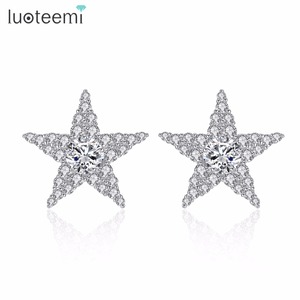 أقراط LUOTEEMI الهندسية الفاخرة الساحرة المرصعة بالكريستال اللامع على شكل نجمة وقمر للنساء، مجوهرات عصرية 2026، هدايا برينكو - Product Image 1