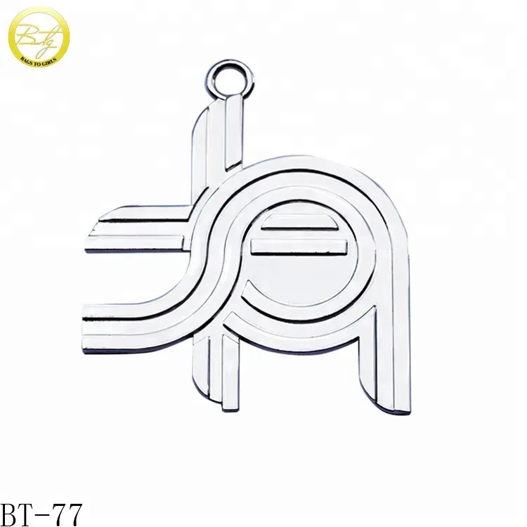 사용자 정의 디자인 브랜드 로고 핸드백 금속 교수형 태그 실버 컬러 금속 키 체인 라벨 여성 수하물