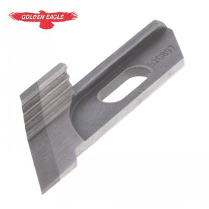 S20897-101 STRONG.H marque REGIS pour BROTHER EF4-N11 lame d'angle (acier au tungstène) pièces détachées pour machine à coudre industrielle - Product Image 1