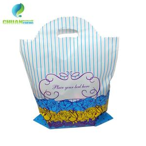 Yiwu fábrica OEM encantadora pequeña no transparente impreso patrón LACE Caño plástico asa troquelada Compras/bolsas de regalo - Product Image 1
