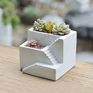 Moule à pot de fleurs en béton en forme d'échelle en ciment, pot de fleurs en béton de personnalité avec moule d'escalier, décorations de bureau - Product Image 4