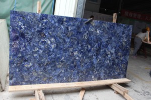 Lastra di Pietra Semipreziosa Naturale Sodalite e Diaspro Blu per Piani di Lavoro e Tavoli - Product Image 3